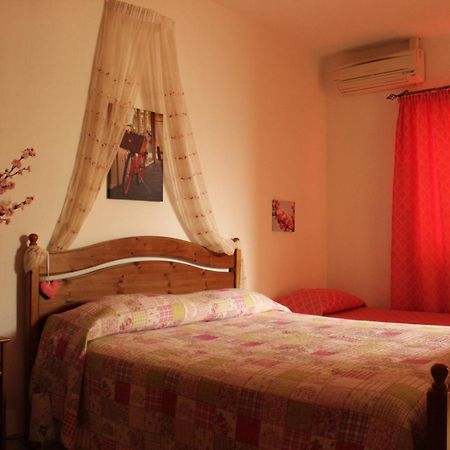 Le Rocce Bed & Breakfast SantʼAgata deʼ Goti Exterior foto