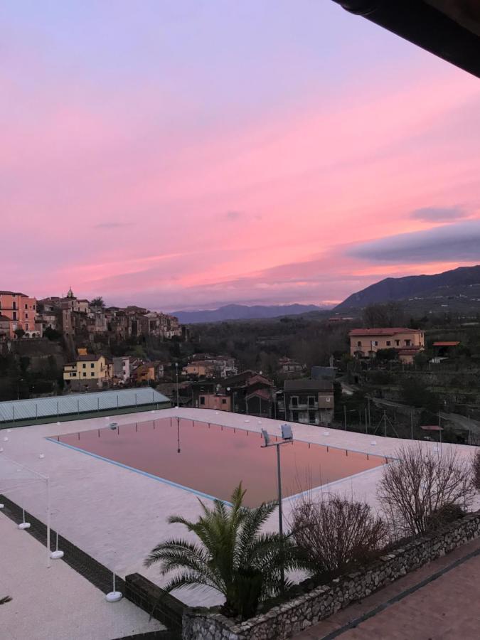 Le Rocce Bed & Breakfast SantʼAgata deʼ Goti Exterior foto