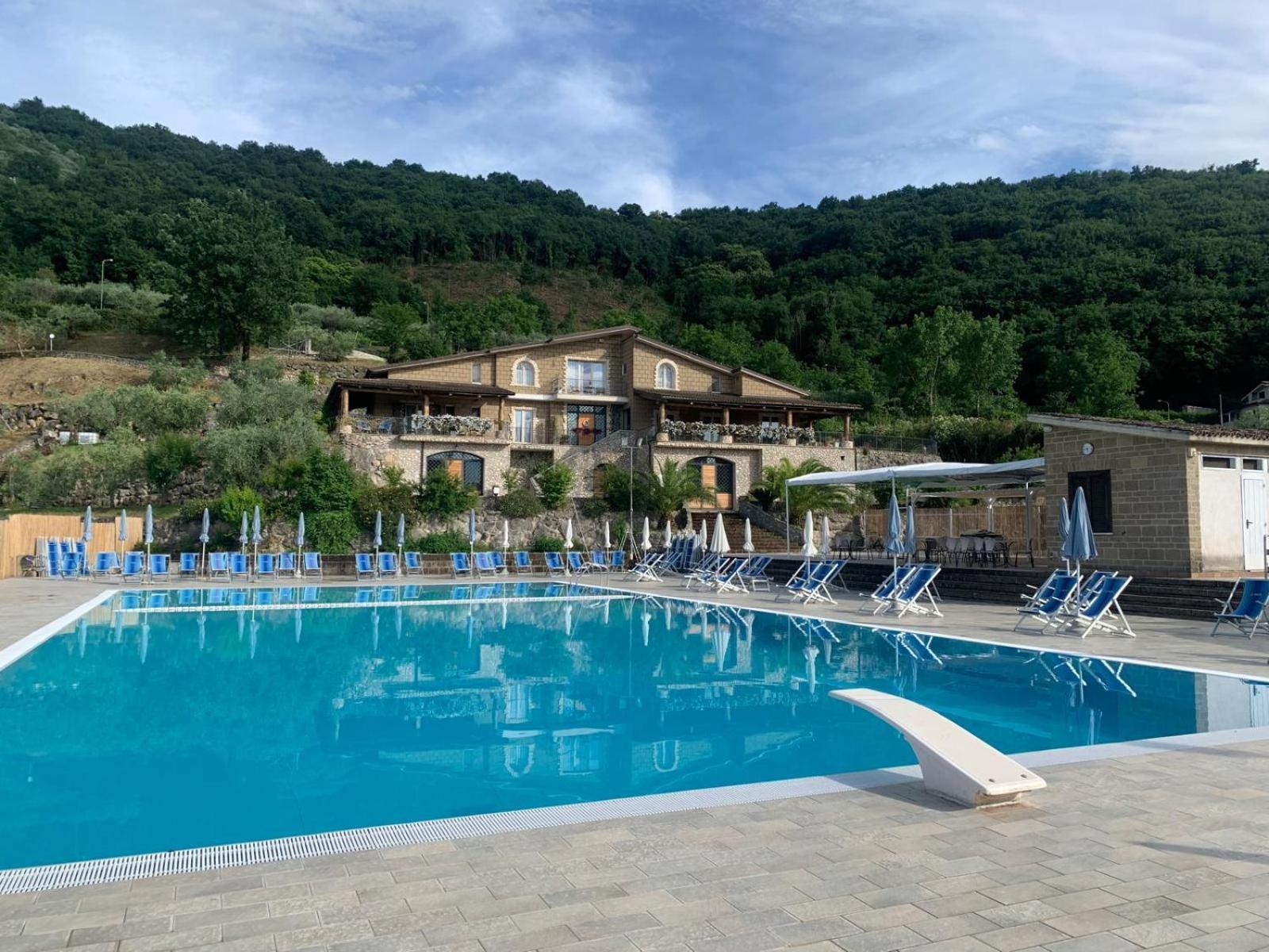 Le Rocce Bed & Breakfast SantʼAgata deʼ Goti Exterior foto