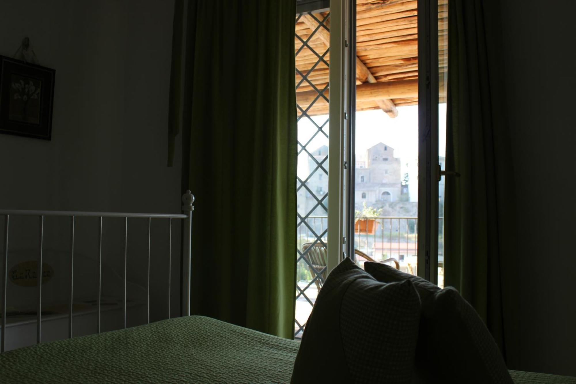 Le Rocce Bed & Breakfast SantʼAgata deʼ Goti Exterior foto