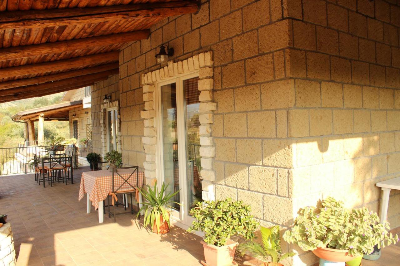 Le Rocce Bed & Breakfast SantʼAgata deʼ Goti Exterior foto